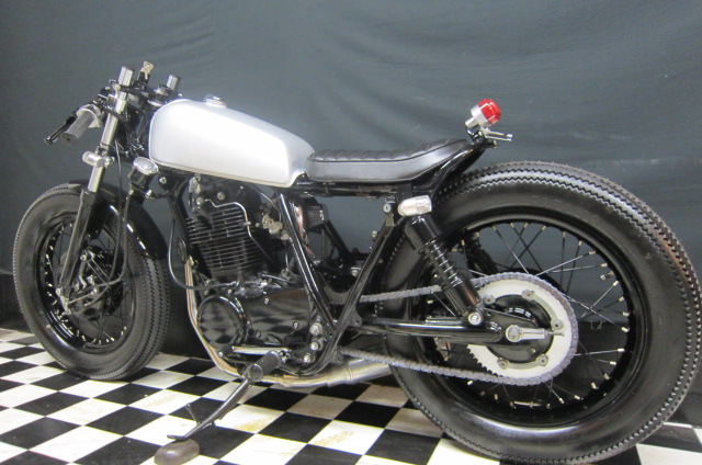 ＳＲ４００－２ ビンテージカフェレーサー - ATVモータースポーツ